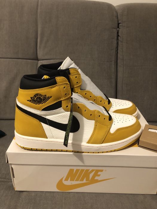 Jordan 1 retro high OG yellow orche
