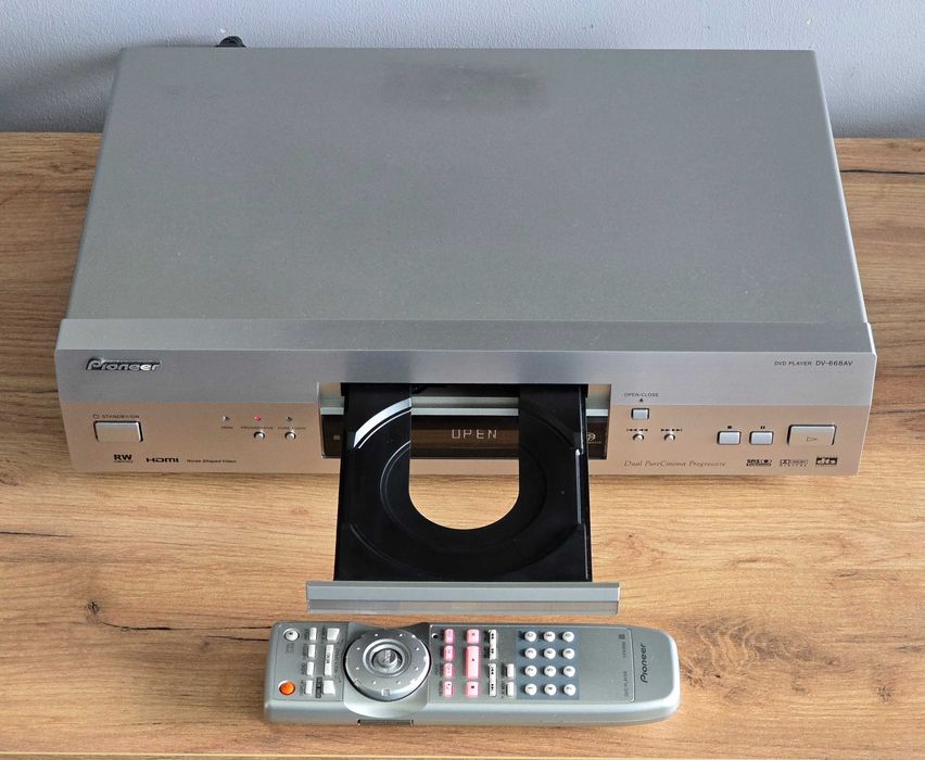 Pioneer DV-668AV SACD CD DVD HDMI Pilot Profesjonalny Odtwarzacz