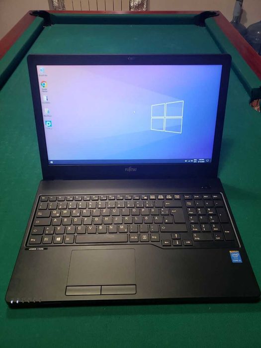 оригінал Fujitsu Lifebook A555 ноутбук коломия