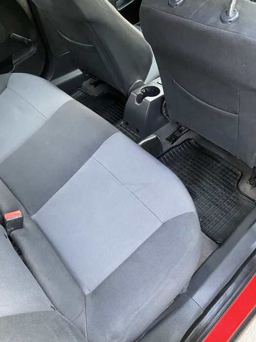 Опель Астра 1.6 газ 2012 рік