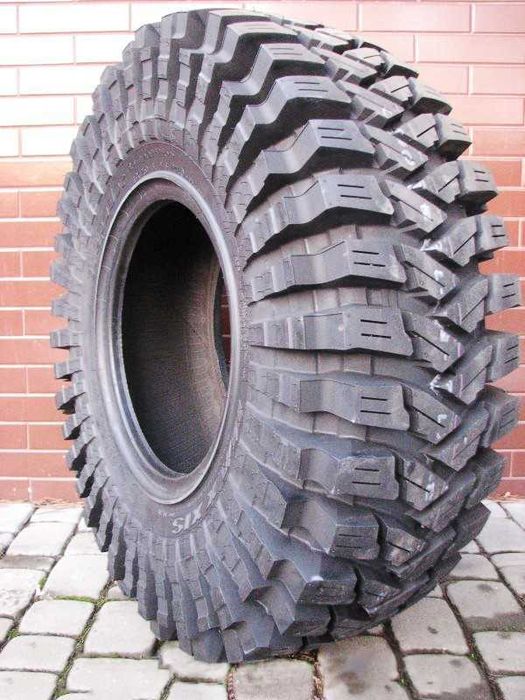 Купити шини гуму покришки 235/75 R15 бездоріжжя болото багнюка пісок. Професійний підбір оптимальних шин під ваші умови.