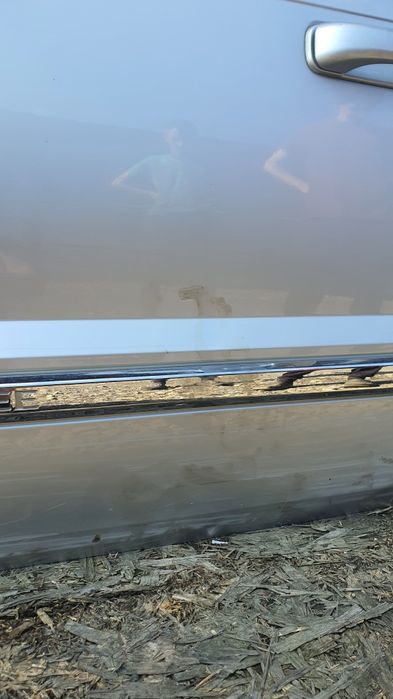 Дверка передня ліва jeep grand cherokee 2005-2010