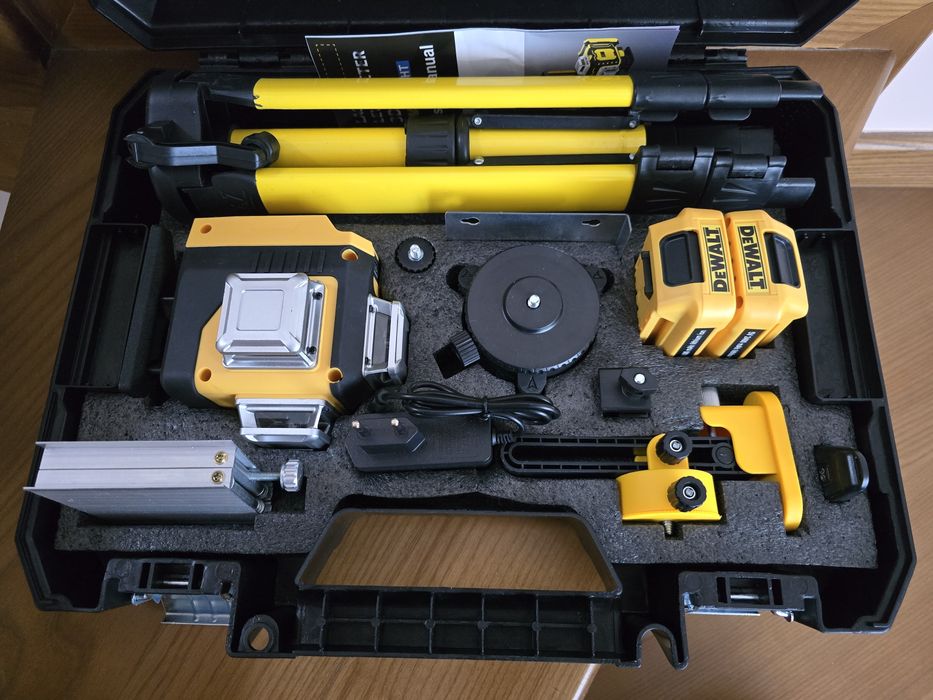 Лазерний рівень Dewalt 4D 16 ліній, лазерный уровень