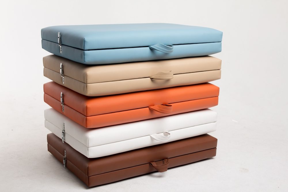 Професійна складна кушетка з авто відкриванням. Набором- дешевше