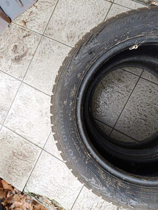 Продам шиповані шини Nokian  195/55 R15 та 185/55 R15