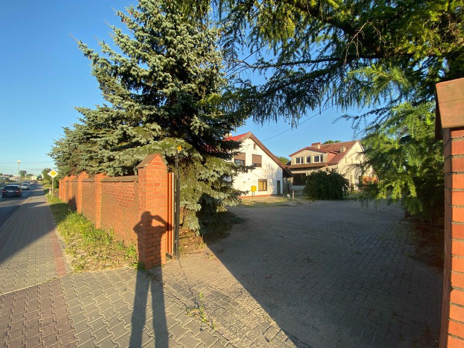 Dwa domy na sprzedaż po 200m2