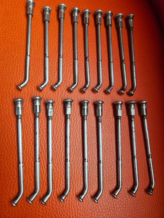 szprychy Yamaha XVS 650 koło tył oryginalne 36 sztuk