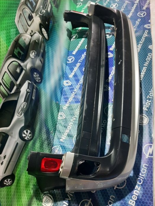 Бампер задній кріплення бампера усілітєль посилювач Renault Kangoo