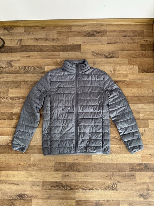 Guess куртка  пух нова