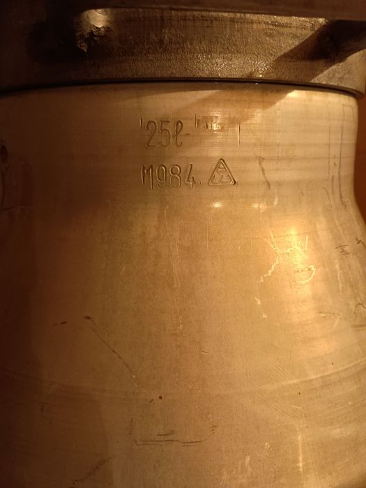 Sprzedam kanę aluminiowa 25l do miodu mleka