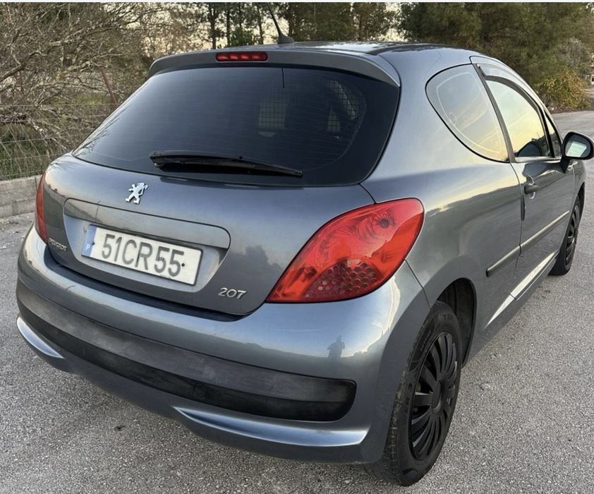 Peugeot 207  1.4 HDi