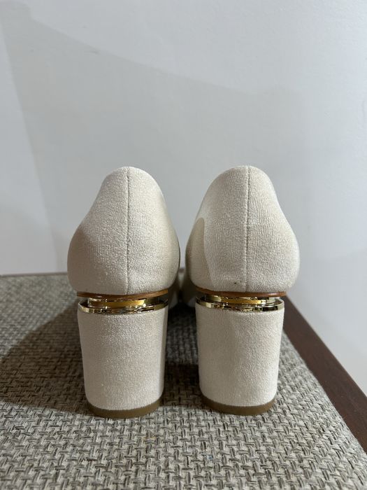 Czółenka obcasy zapatos
