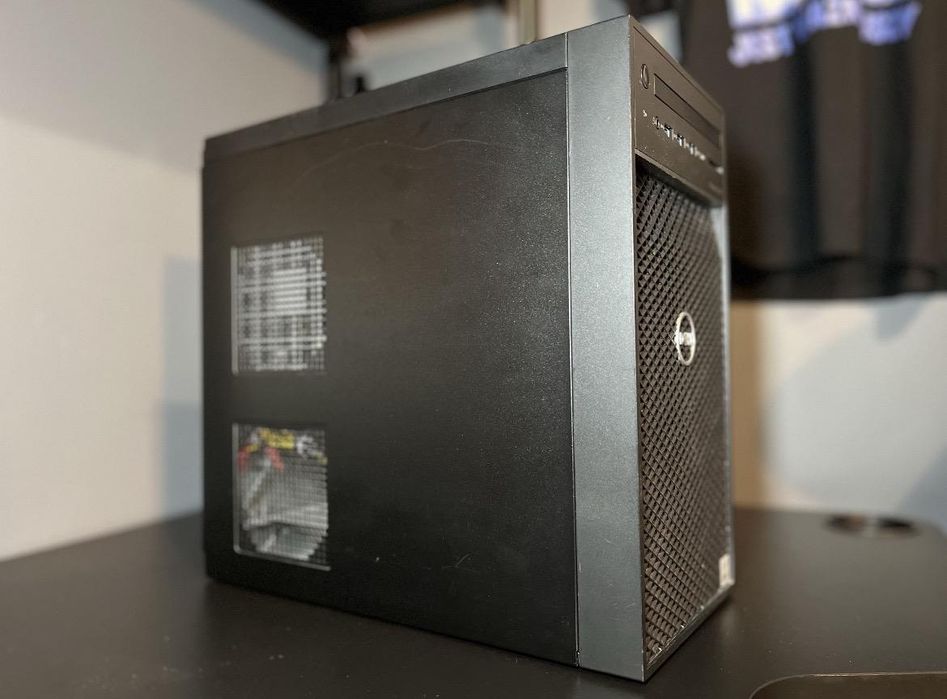 Komputer stacjonarny Dell precision 3640 z kartą graficzną Nvidia