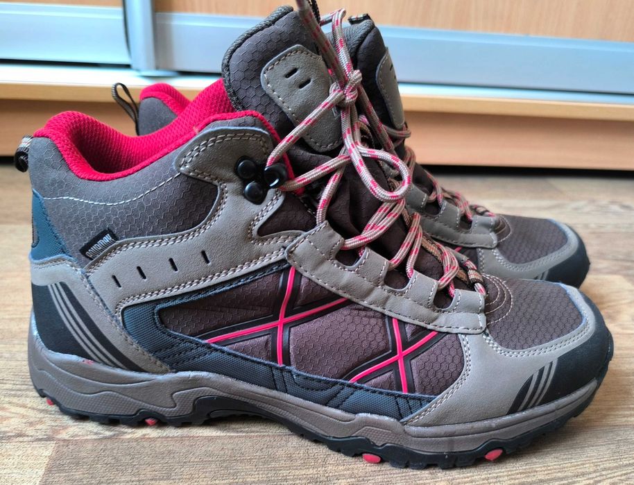 Нові черевики McKinley розмір 43