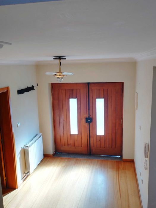 Moradia Isolada T5, 5 WC´s, Aquecimento Central, Viseu