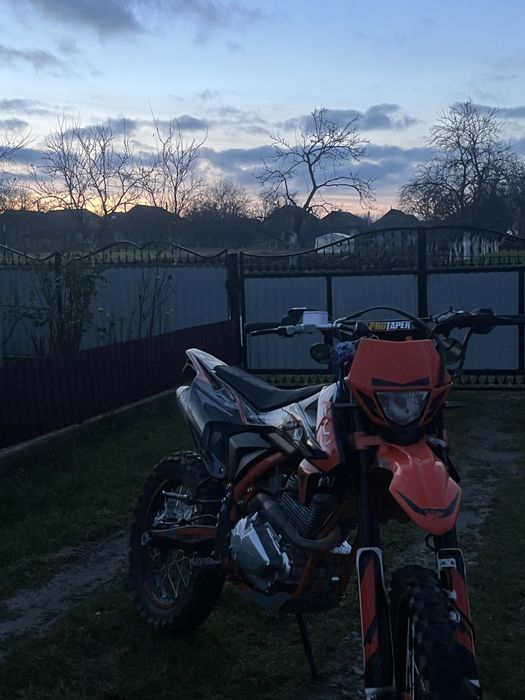 Продам кові адванс 250