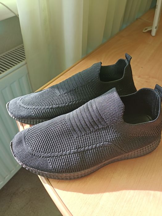 Макасіни, туфлі на хлопця