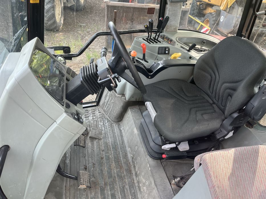 Massey Ferguson 8260