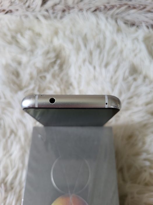 Asus Zenfone 8 Silver