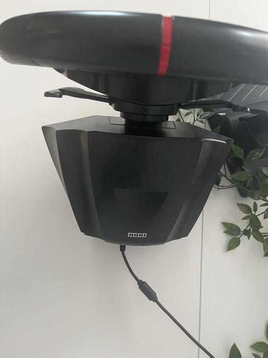 Kierownica HORI Racing Wheel Overdrive (Xbox One, Xbox Series X/S)