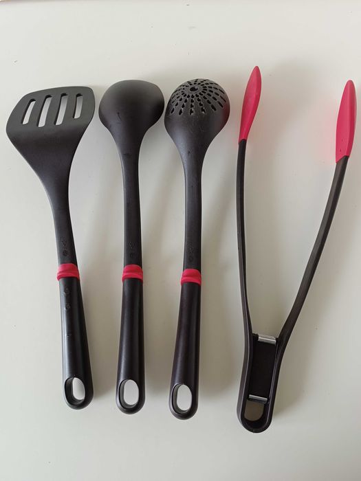 Набір кухонних аксесуарів Tefal Ingenio 4 шт шумовка гарнірна ложка щипці лопатка