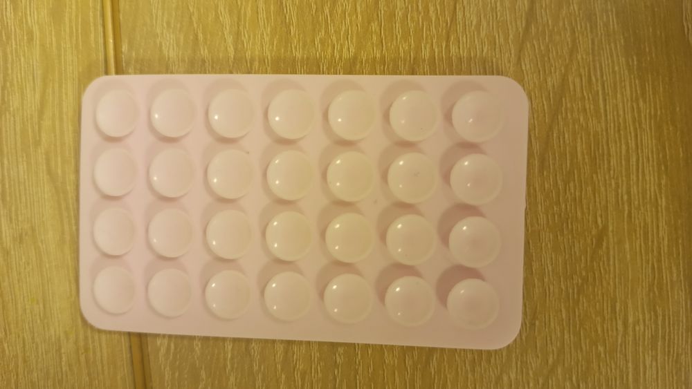 Липучка рожевого кольору