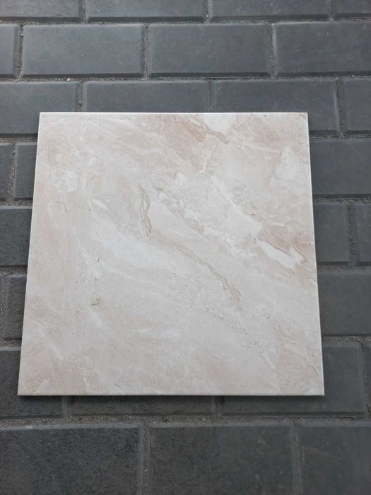 GRES 40X40 8mm GAT.1