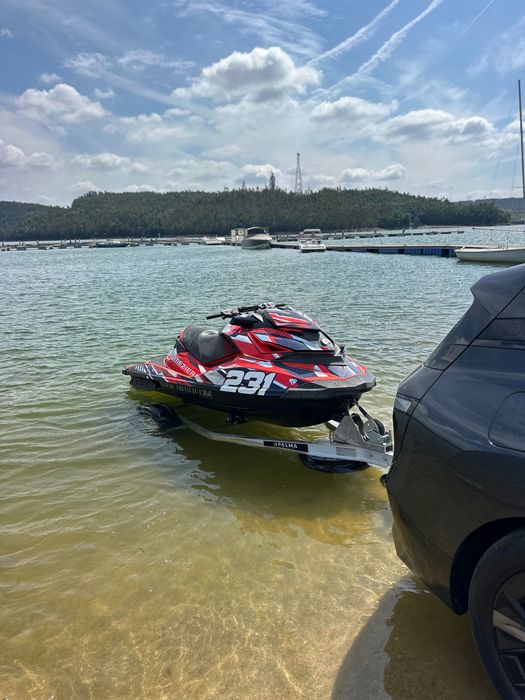 Mota de água Sea-Doo RXP 300 RS