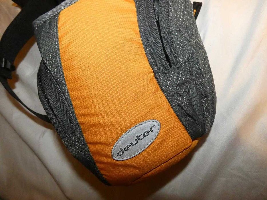 saszetka na butelkę DEUTER