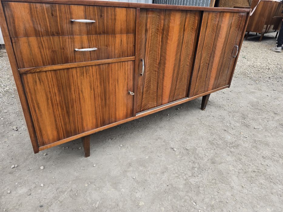 Komoda prl transport