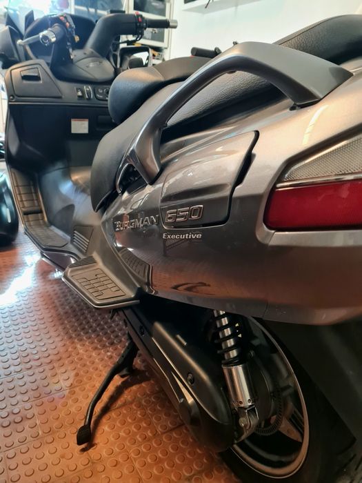 Suzuki Burgman 650 executive