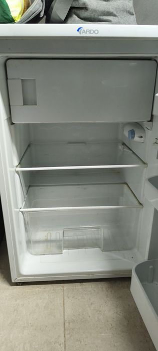 Vendo mini frigorífico como novo
