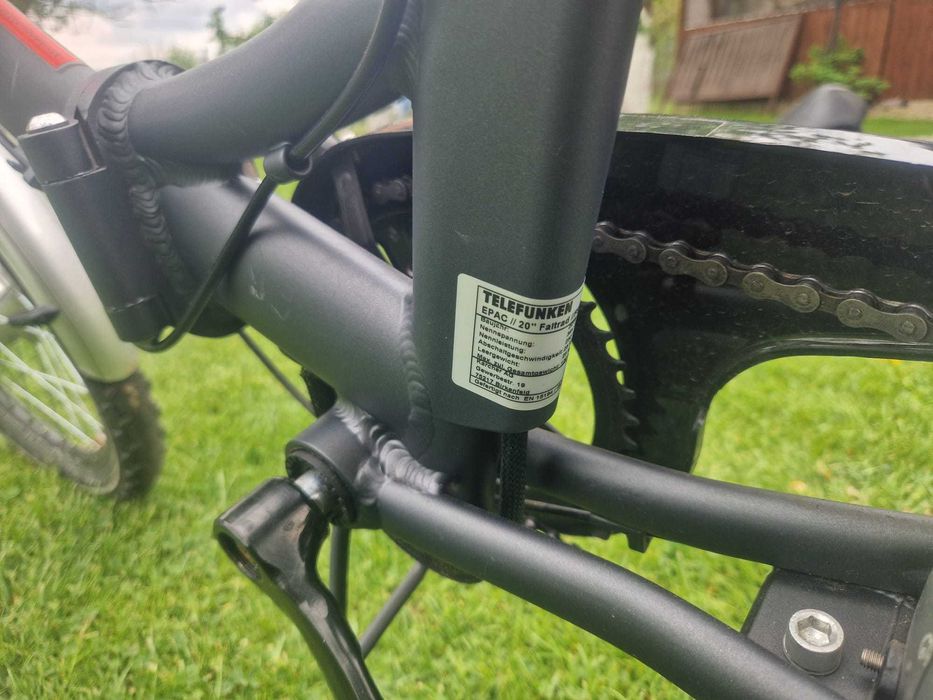 Rower elektryczny składany Compact F810