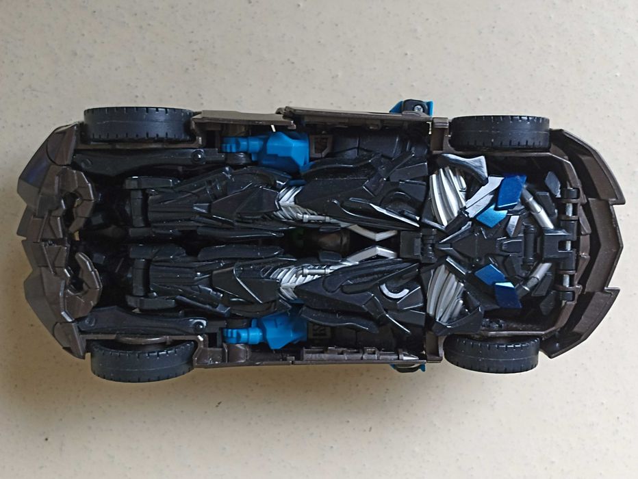 Transformers Autobot Lockdown Hasbro A6156