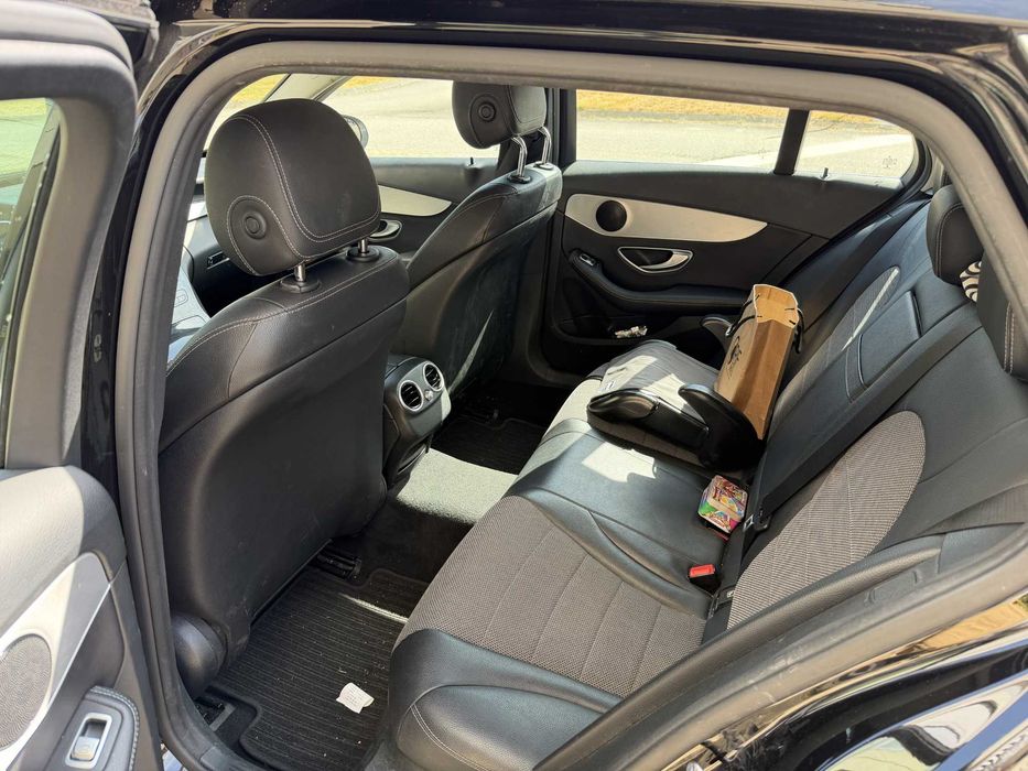 Mercedes-Benz C 350 — fotografia 4