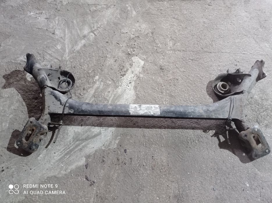 Балка задня Peugeot 308 SW 2007-2013 торсіон