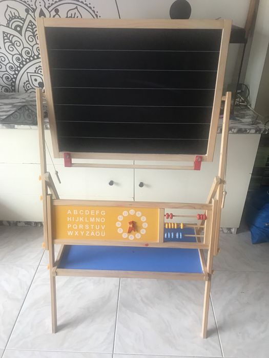 Quadro escolar criança duas faces