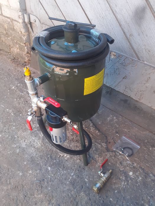 Піскоструй , пескоструй на колесах