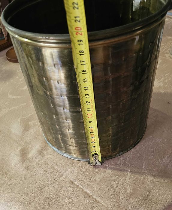 Vaso cachepot em latão