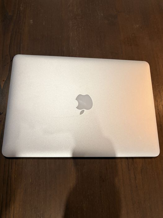 MacBook Air 13” 2014 – Intel Core i5 – Muito bom estado