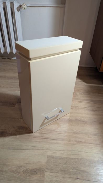 Szafka łazienkowa wisząca biała ecru