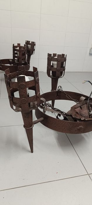 Candeiros estilo medieval