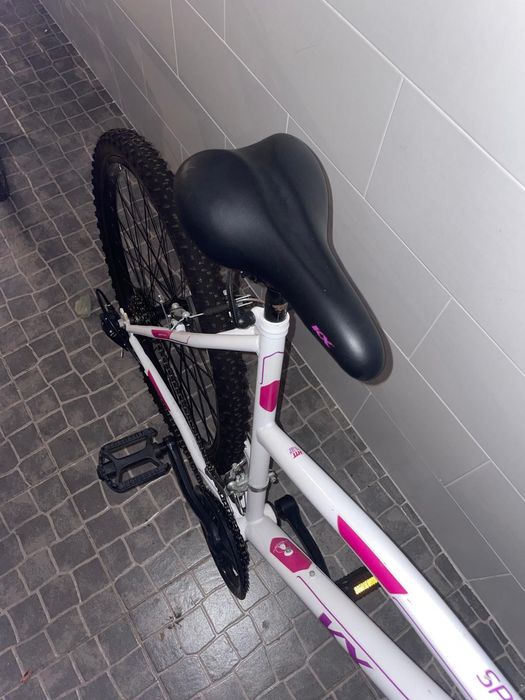 Bicicleta de Mulher Nova