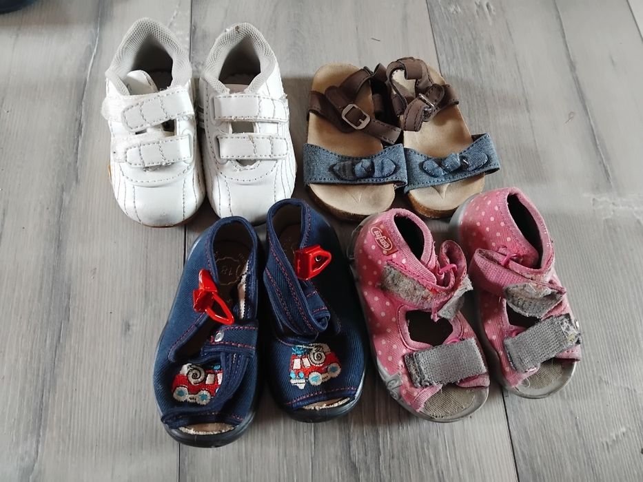 Zestaw 4 par butow, rozmiar 18