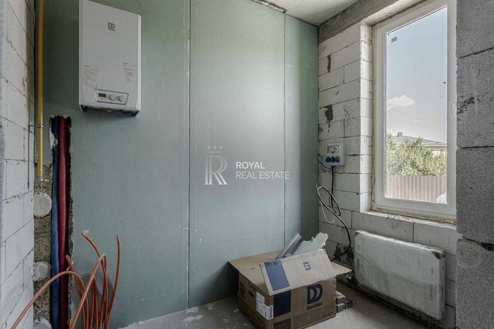 Продаж Таунхаус Гатне 180 м² 3 сотки 3 кімнати Бомбосховище Двір 50 м² 2 паркомісця 20 хв до метро Теремки