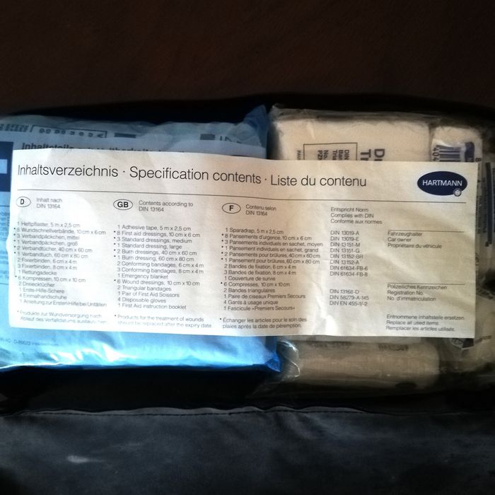 Kit de Primeiros Socorros Mercedes-Benz, Hartmann DIN13164, de 2002