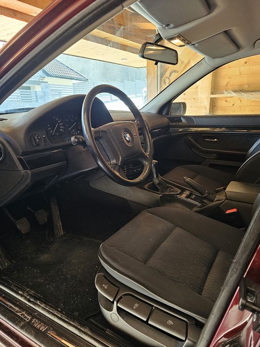 Sprzedam BMW 520i