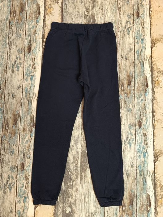Granatowe spodnie dresowe H&M, Rozm 140