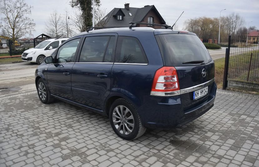 Opel Zafira 2011 1.8  ГБО