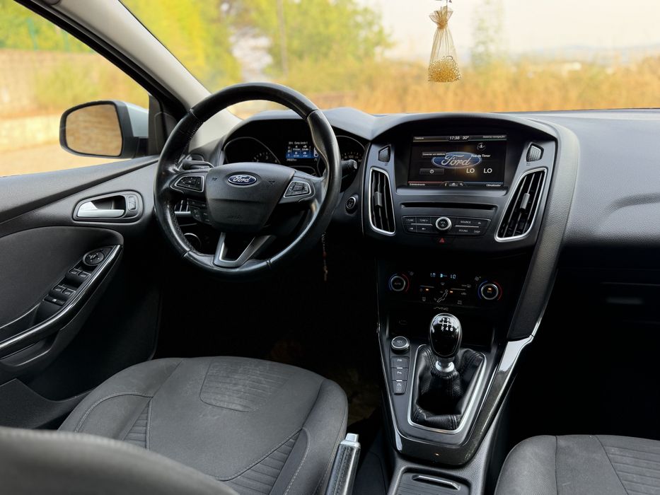 Ford Focus titanium impecavel